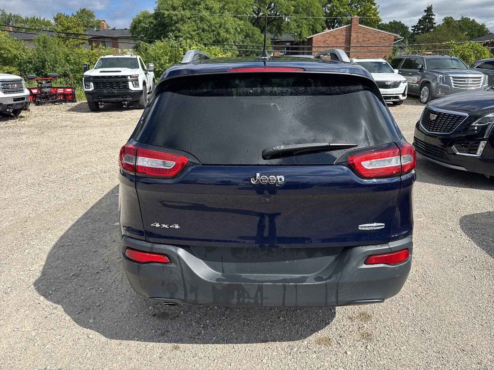 Thumbnail: 2016 Jeep Cherokee - 9