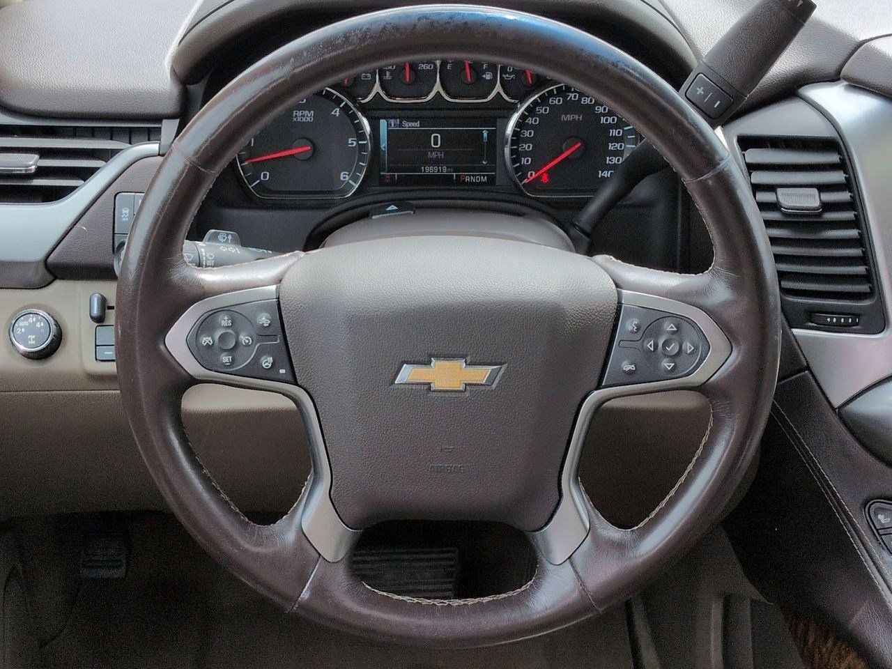 Thumbnail: 2015 Chevrolet Suburban - 23