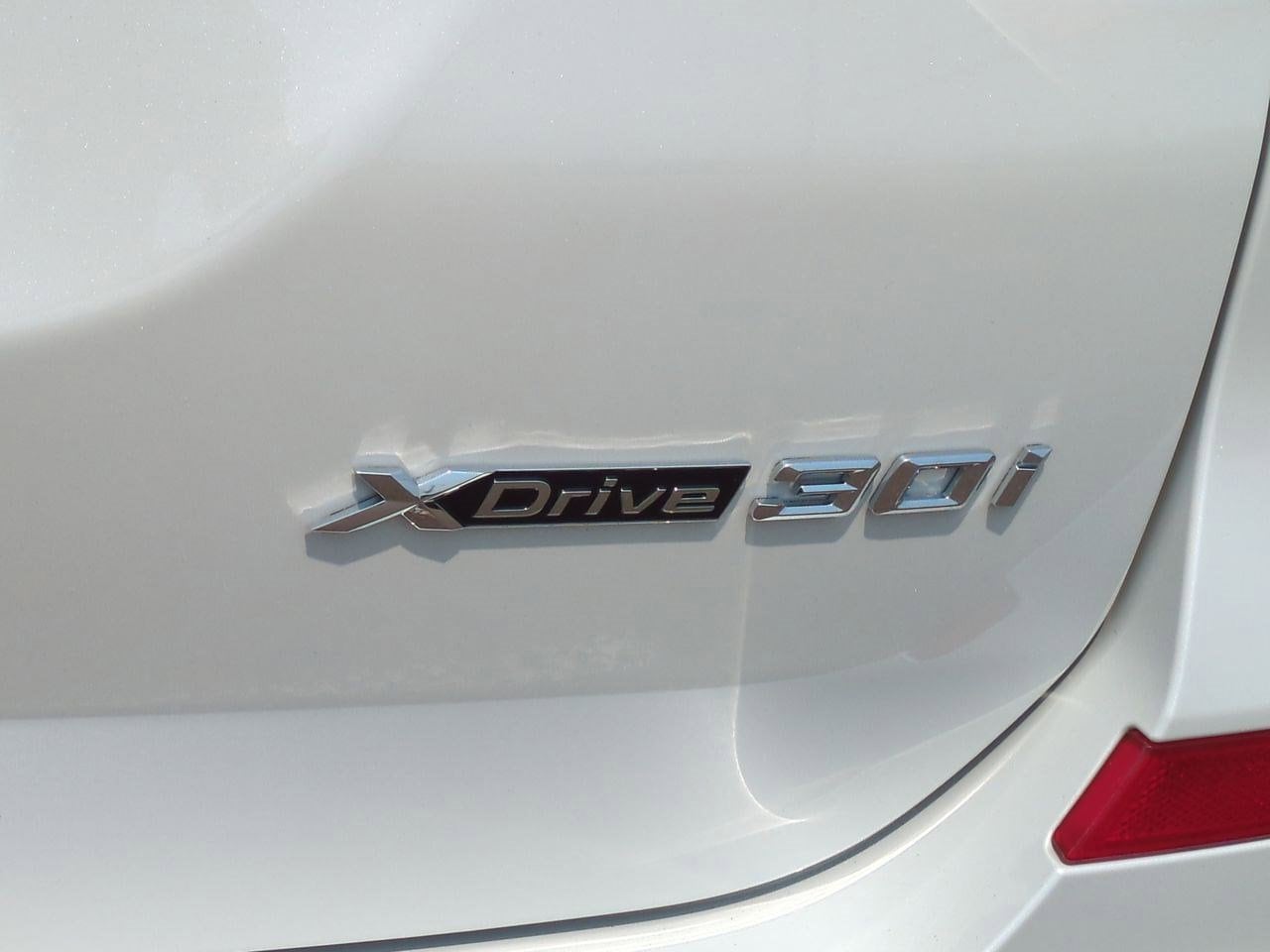 Thumbnail: 2019 BMW X3 - 12