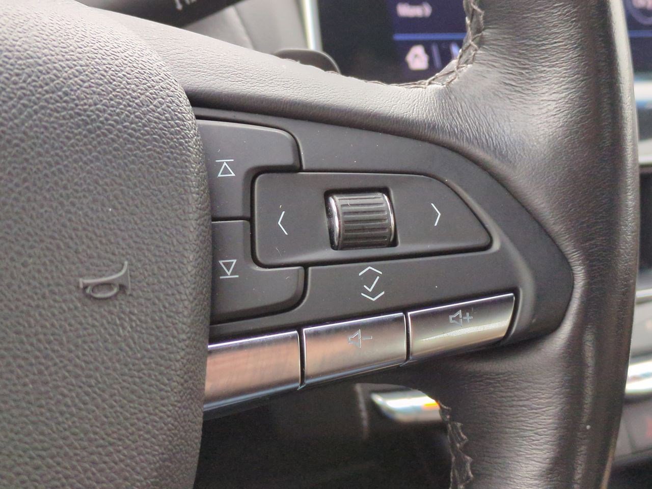 Thumbnail: 2023 Cadillac CT5 - 25