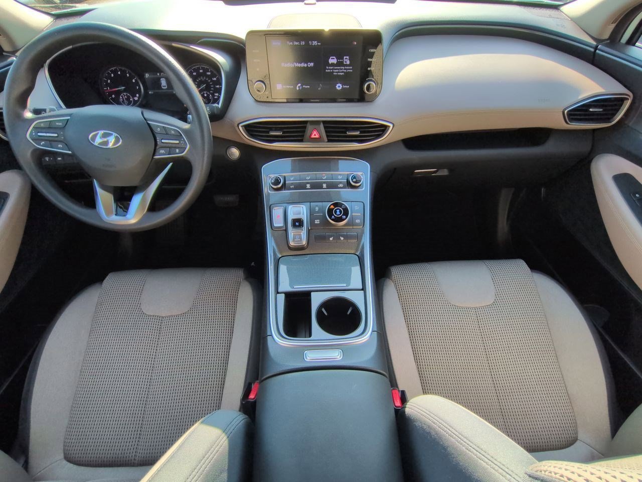 Thumbnail: 2022 Hyundai Santa Fe - 15