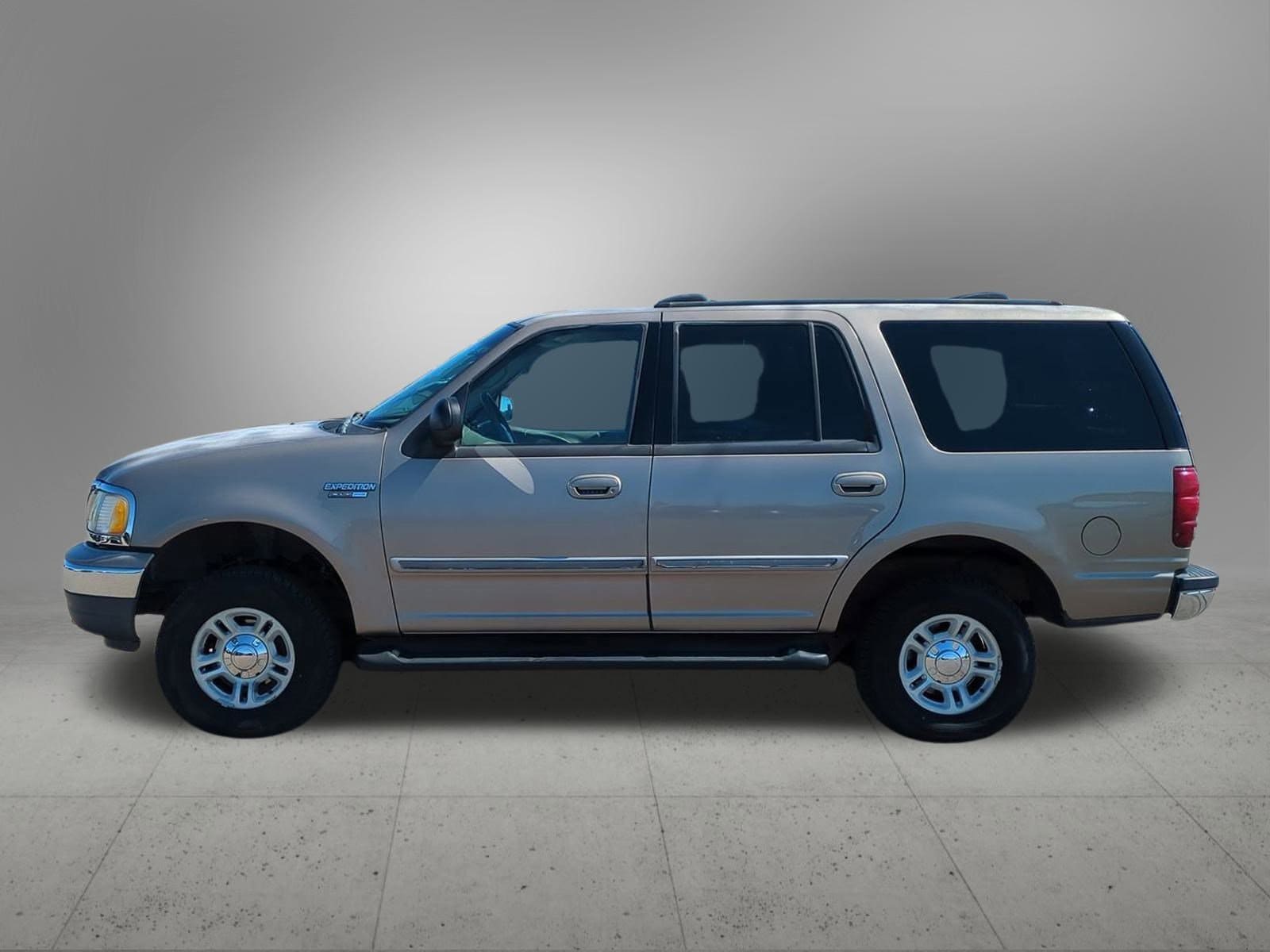 Thumbnail: 2002 Ford Expedition - 3