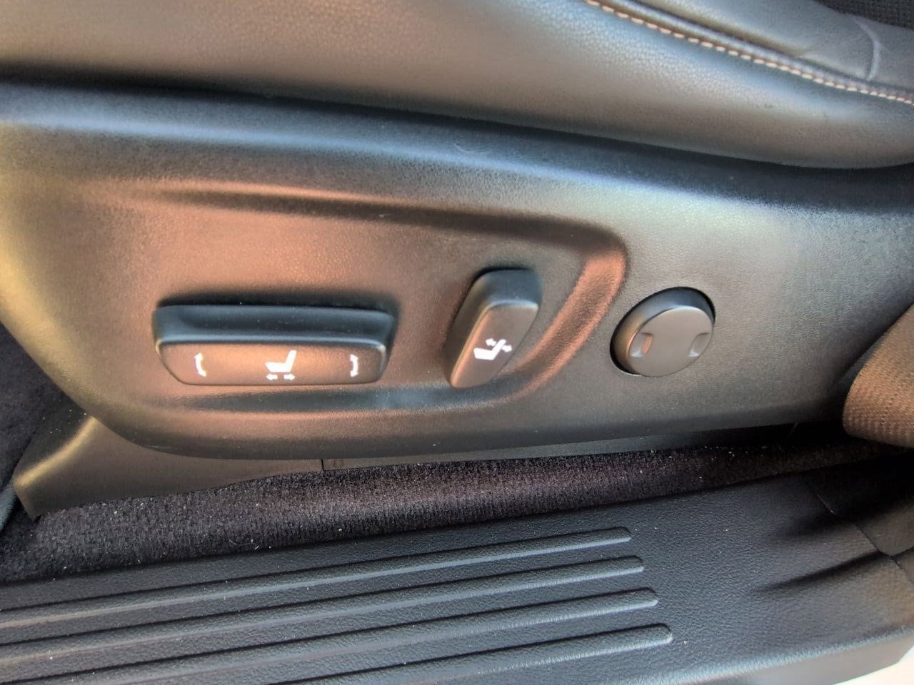 Thumbnail: 2021 Lexus GX - 17