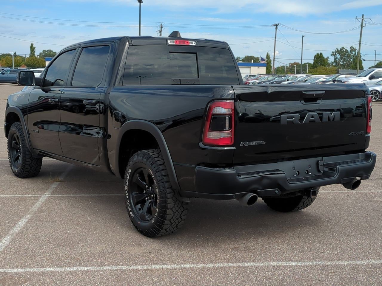 2023 Ram 1500 Rebel photo 4