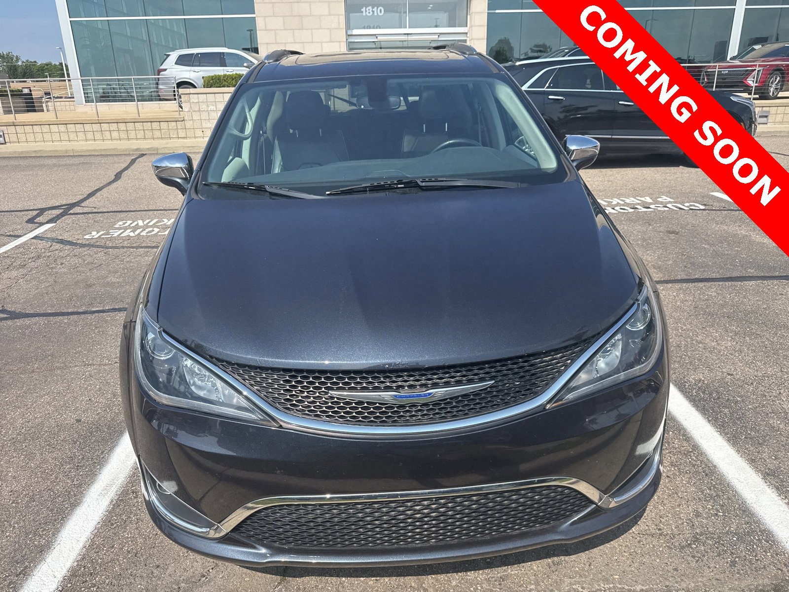 Thumbnail: 2019 Chrysler Pacifica - 15