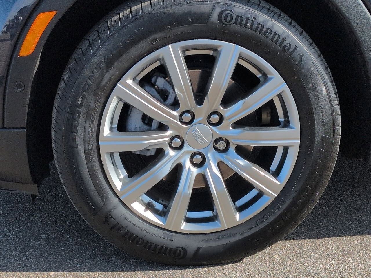 Thumbnail: 2023 Cadillac XT4 - 13