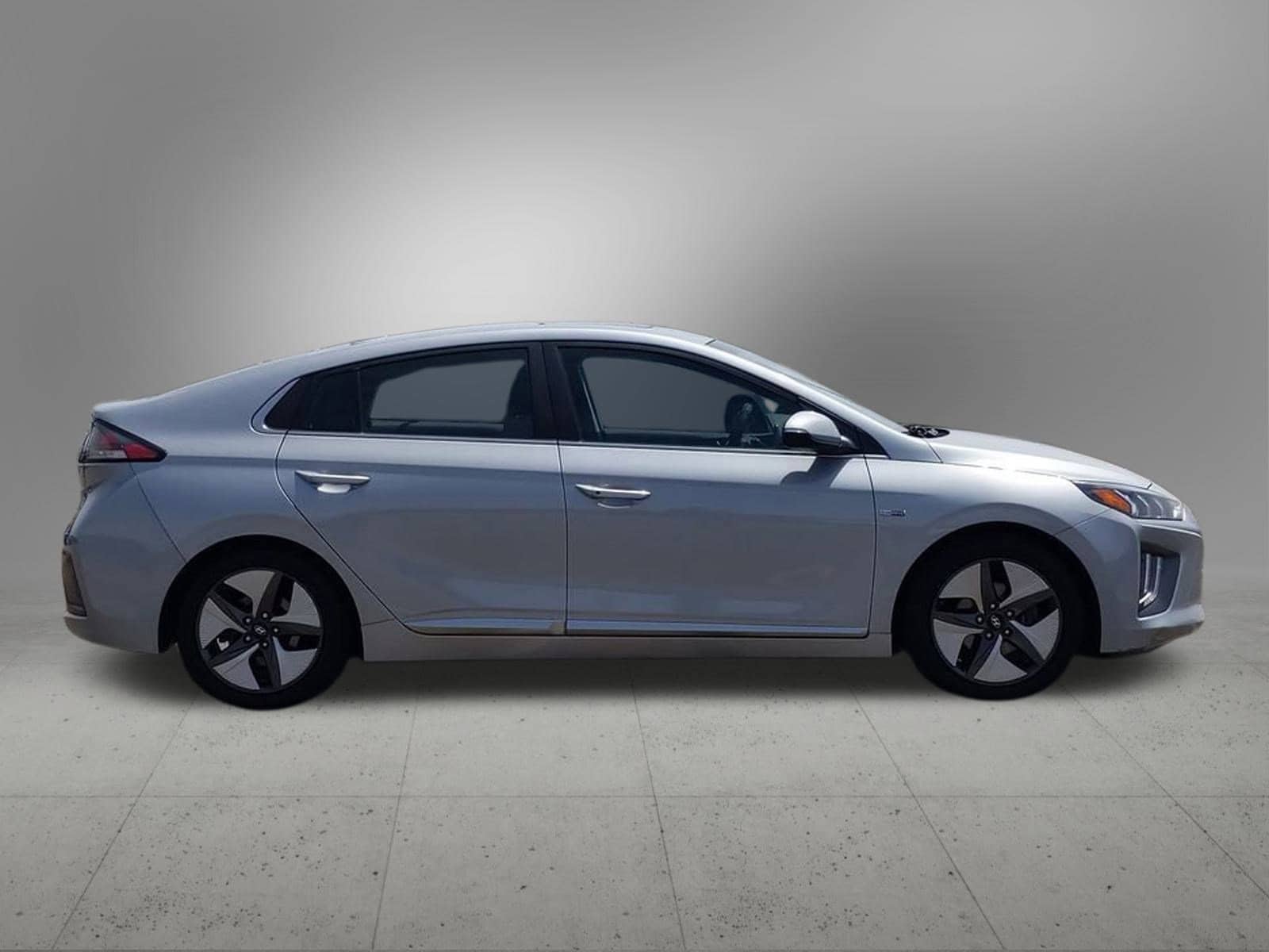 Thumbnail: 2020 Hyundai Ioniq - 7