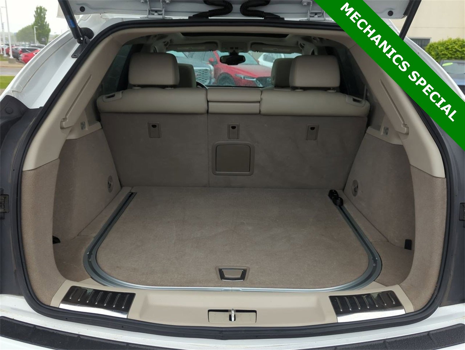 Thumbnail: 2014 Cadillac SRX - 33