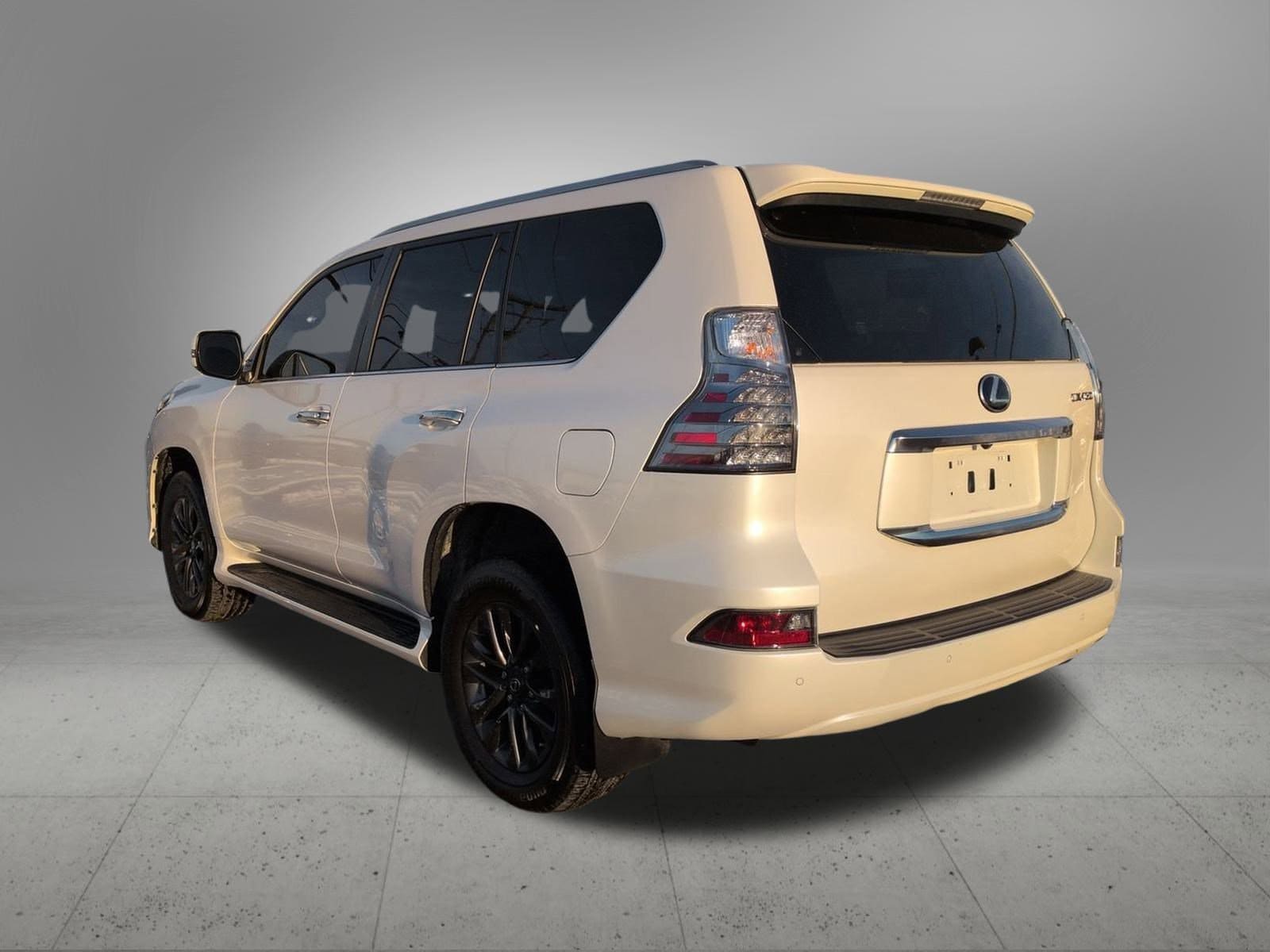 Thumbnail: 2021 Lexus GX - 4