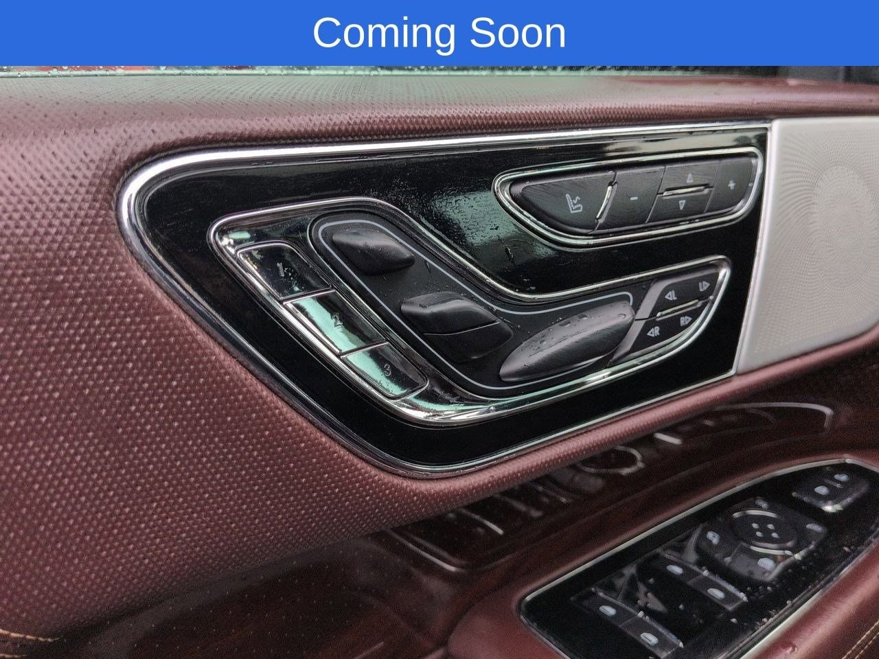 Thumbnail: 2019 Lincoln Navigator - 15