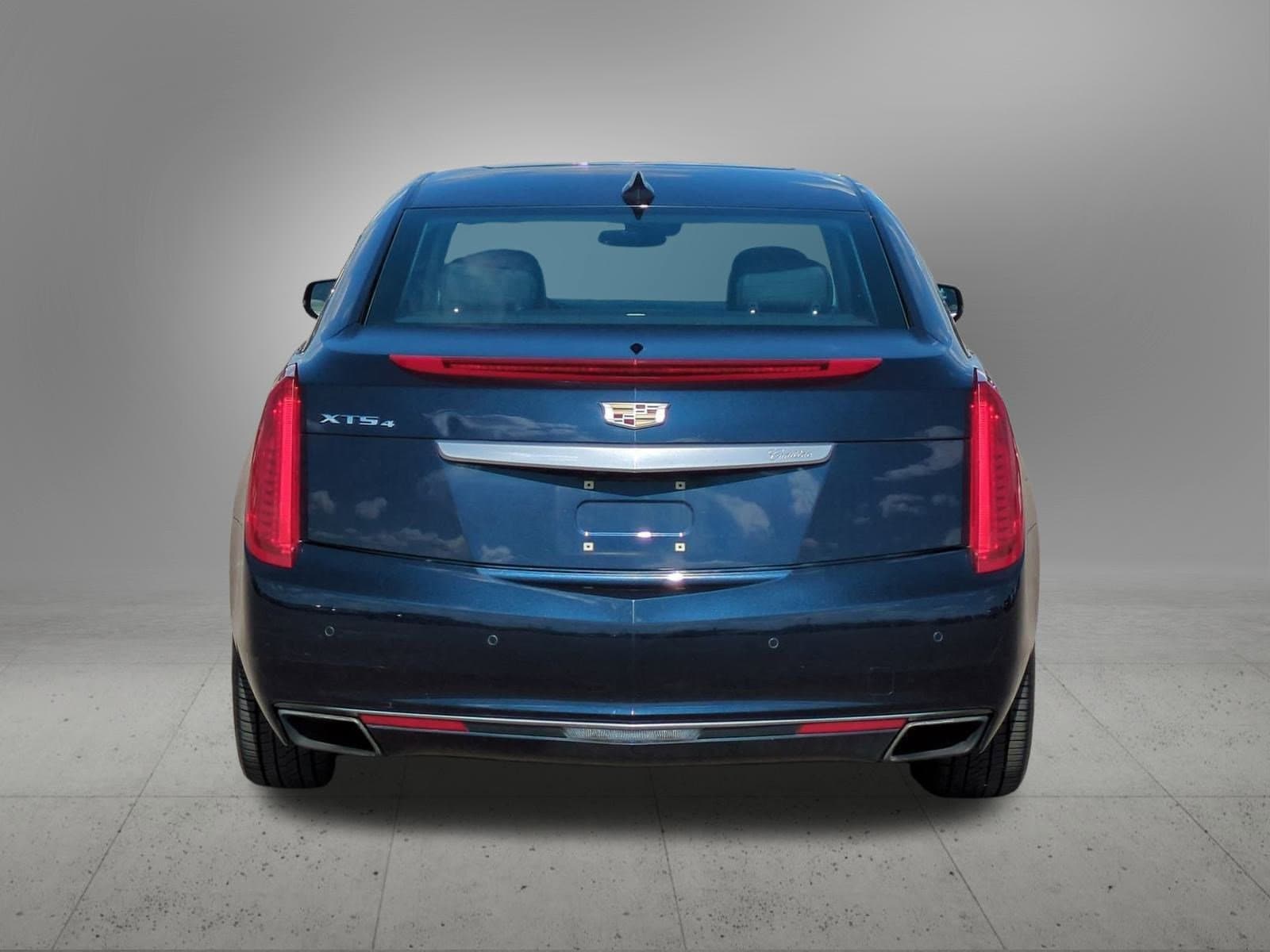 Thumbnail: 2016 Cadillac XTS - 5