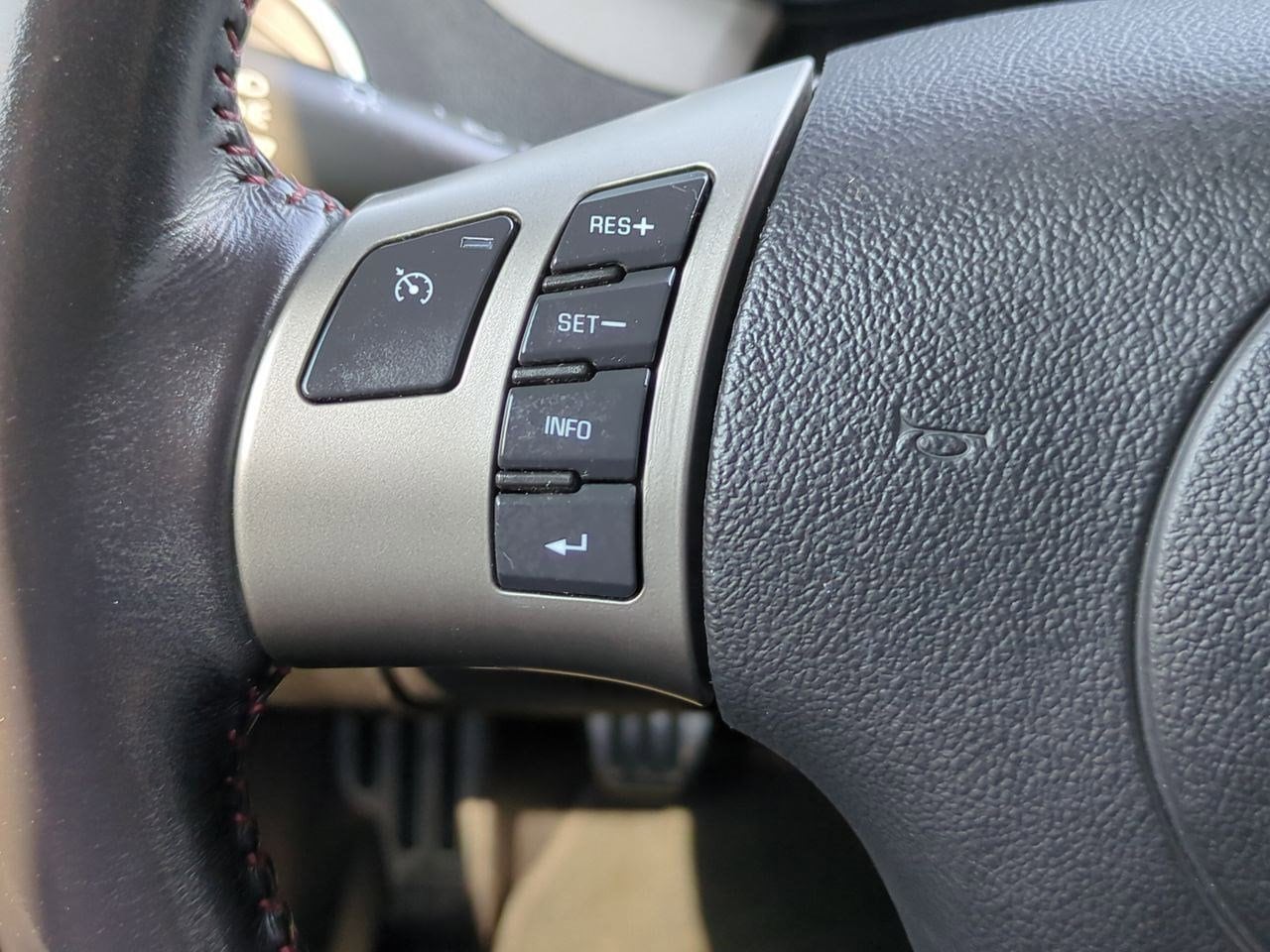 Thumbnail: 2008 Pontiac Solstice - 19