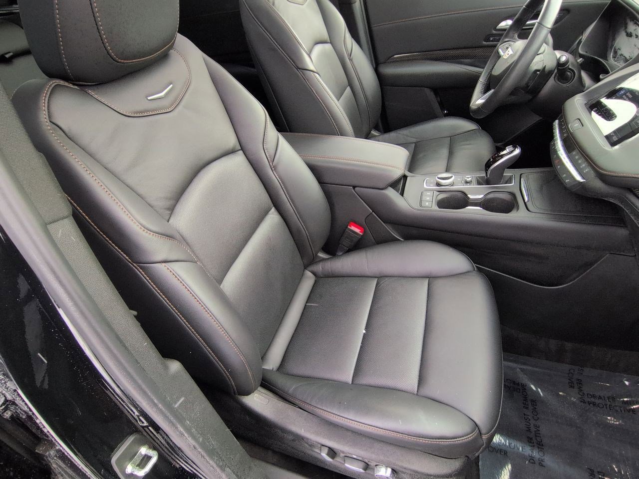 Thumbnail: 2023 Cadillac XT4 - 23