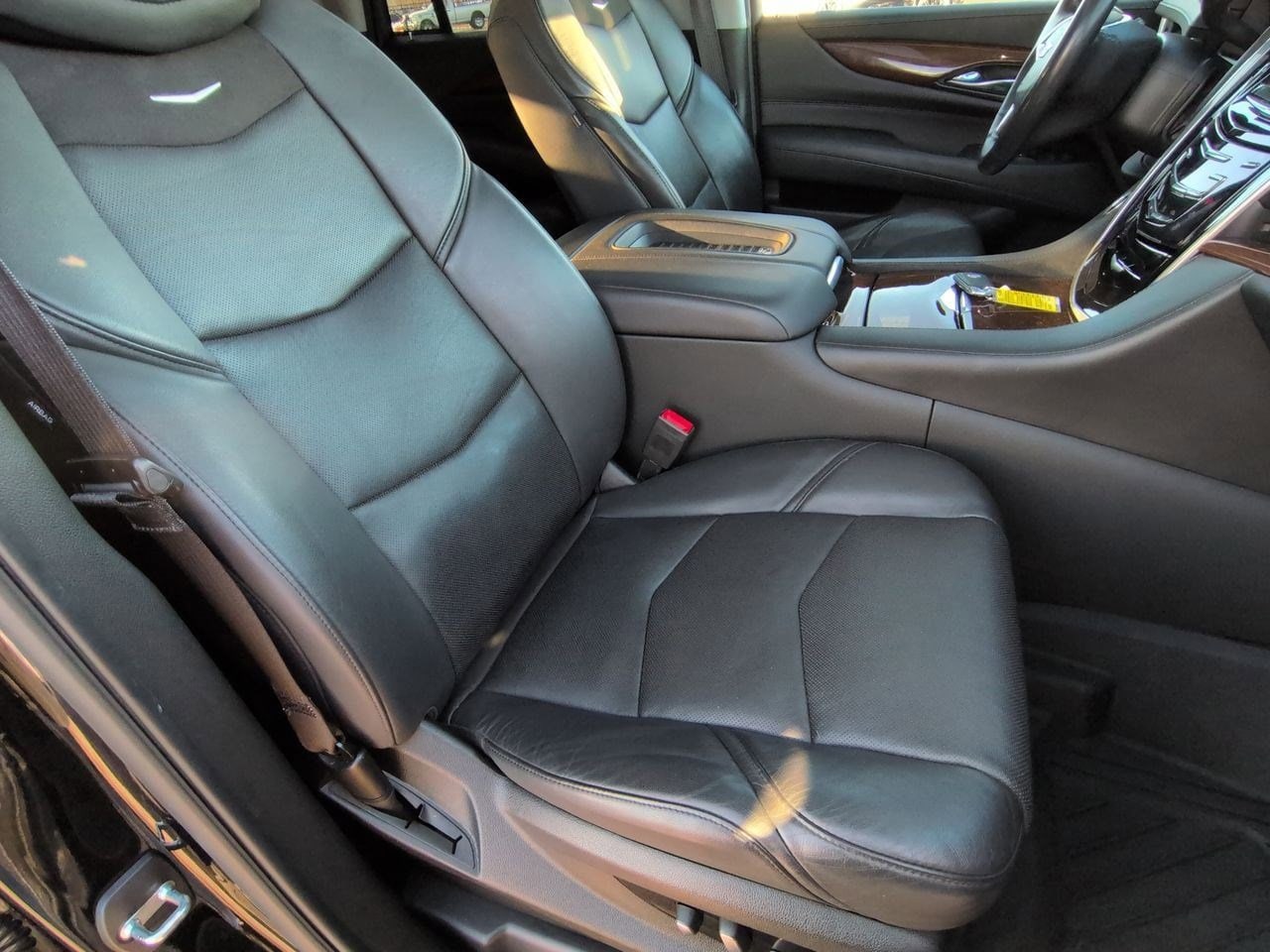 Thumbnail: 2020 Cadillac Escalade - 24