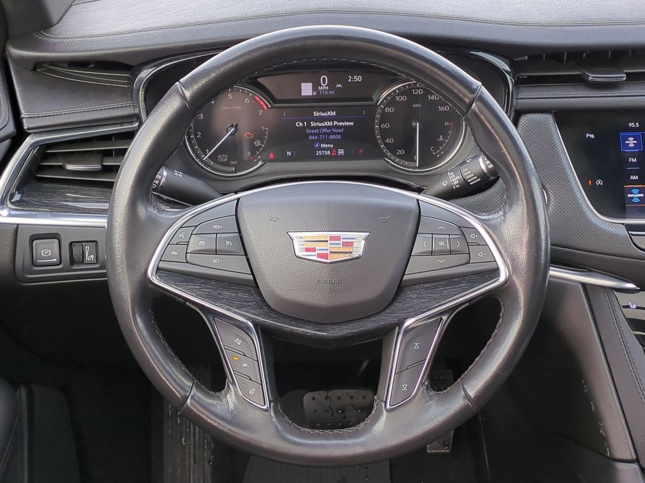 Thumbnail: 2023 Cadillac XT5 - 24