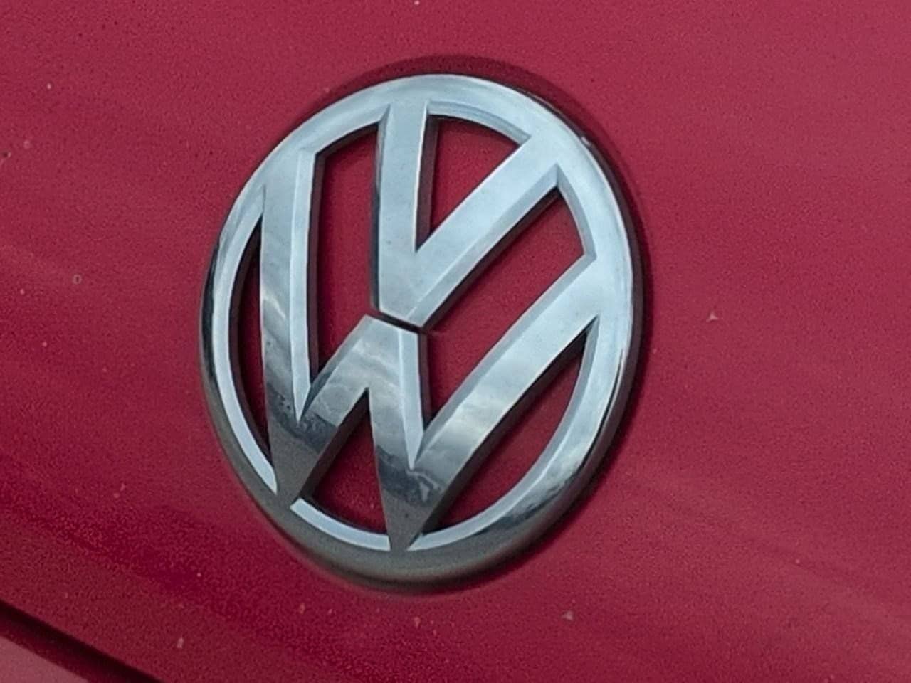 Thumbnail: 2015 Volkswagen Beetle - 12