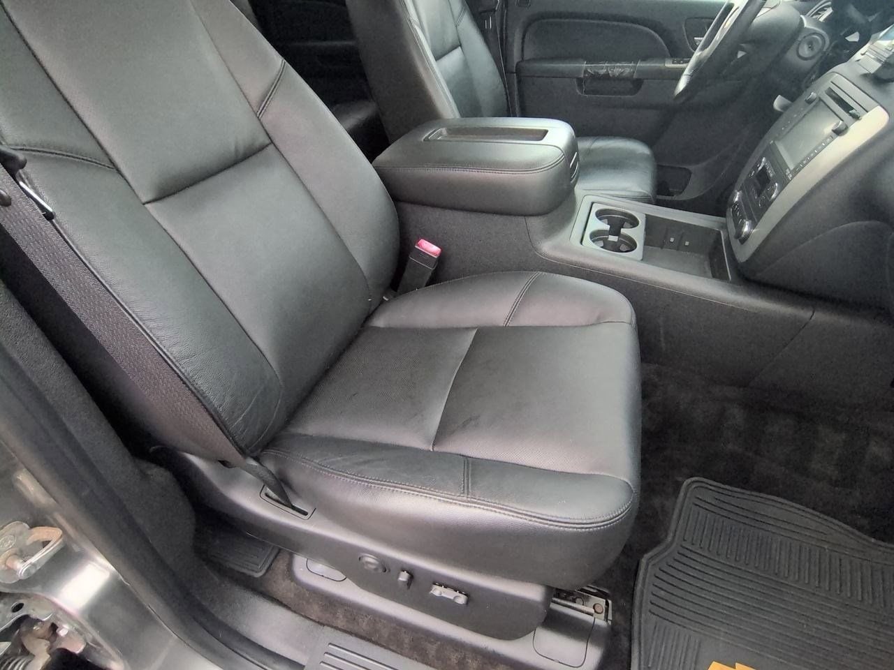 Thumbnail: 2012 Chevrolet Silverado 1500 - 22