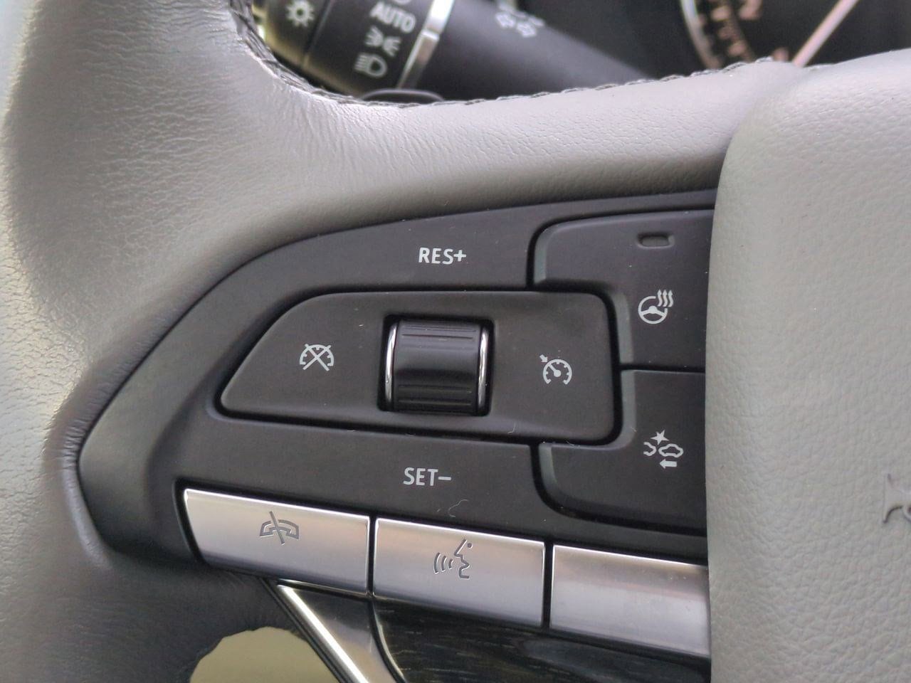 Thumbnail: 2023 Cadillac XT6 - 24