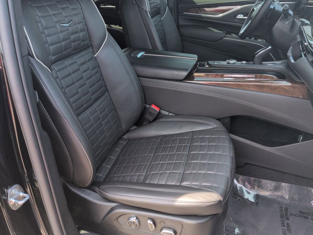 Thumbnail: 2023 Cadillac Escalade - 21