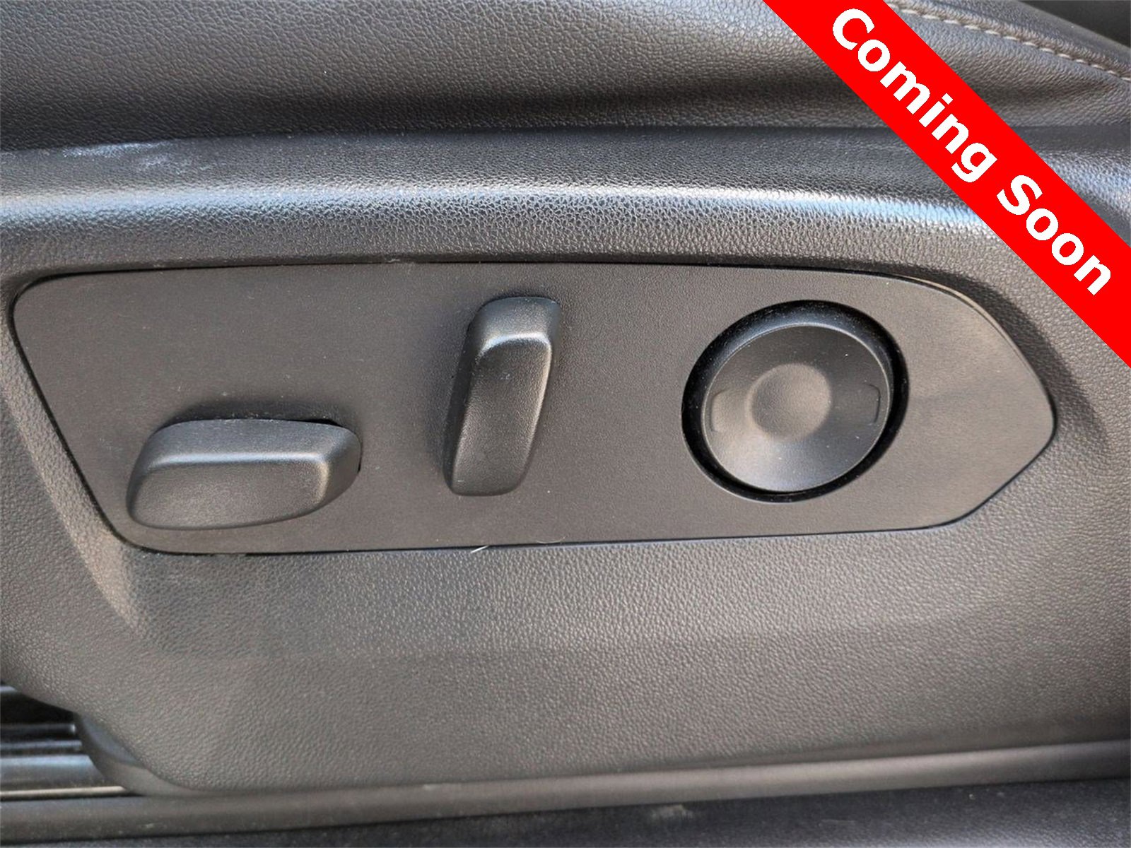 Thumbnail: 2022 Chevrolet Suburban - 17