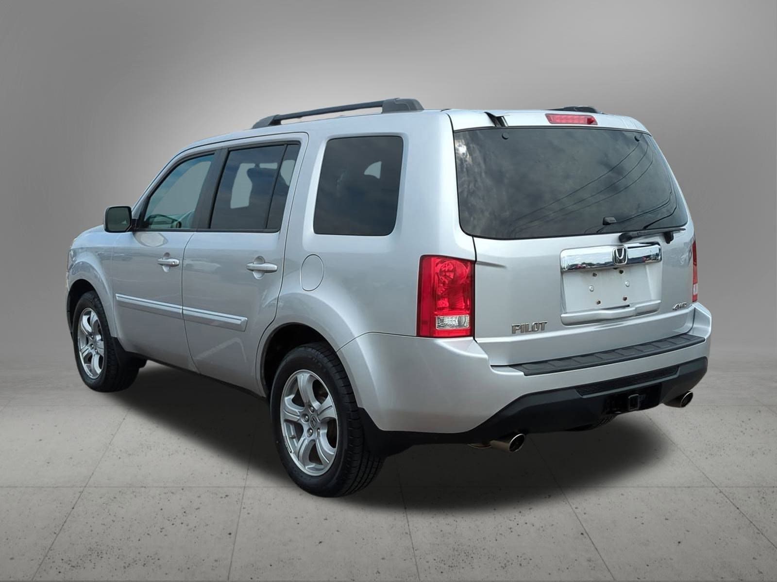 Thumbnail: 2015 Honda Pilot - 4