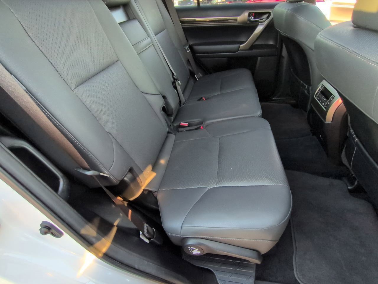 Thumbnail: 2021 Lexus GX - 21