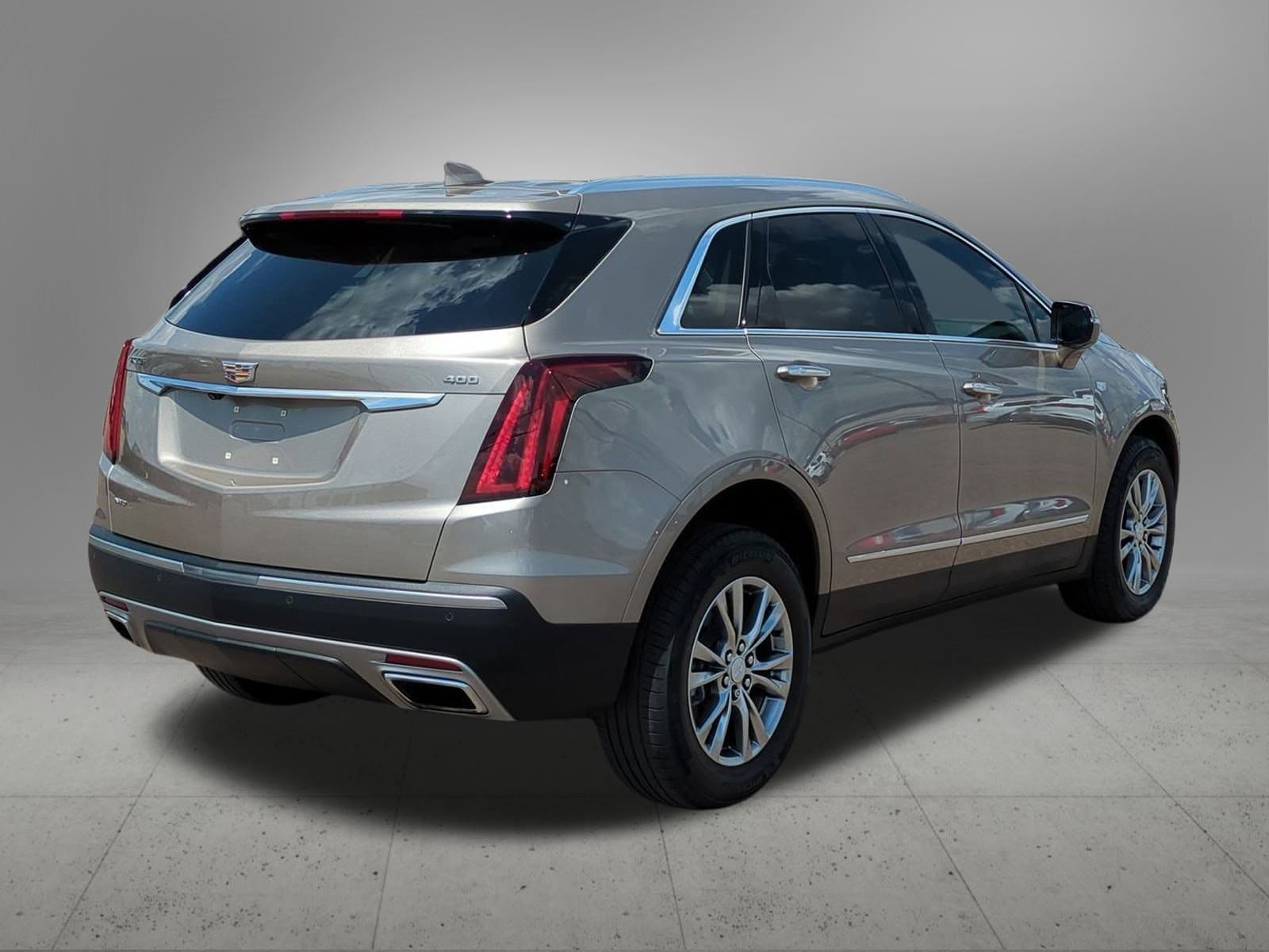 Thumbnail: 2022 Cadillac XT5 - 6