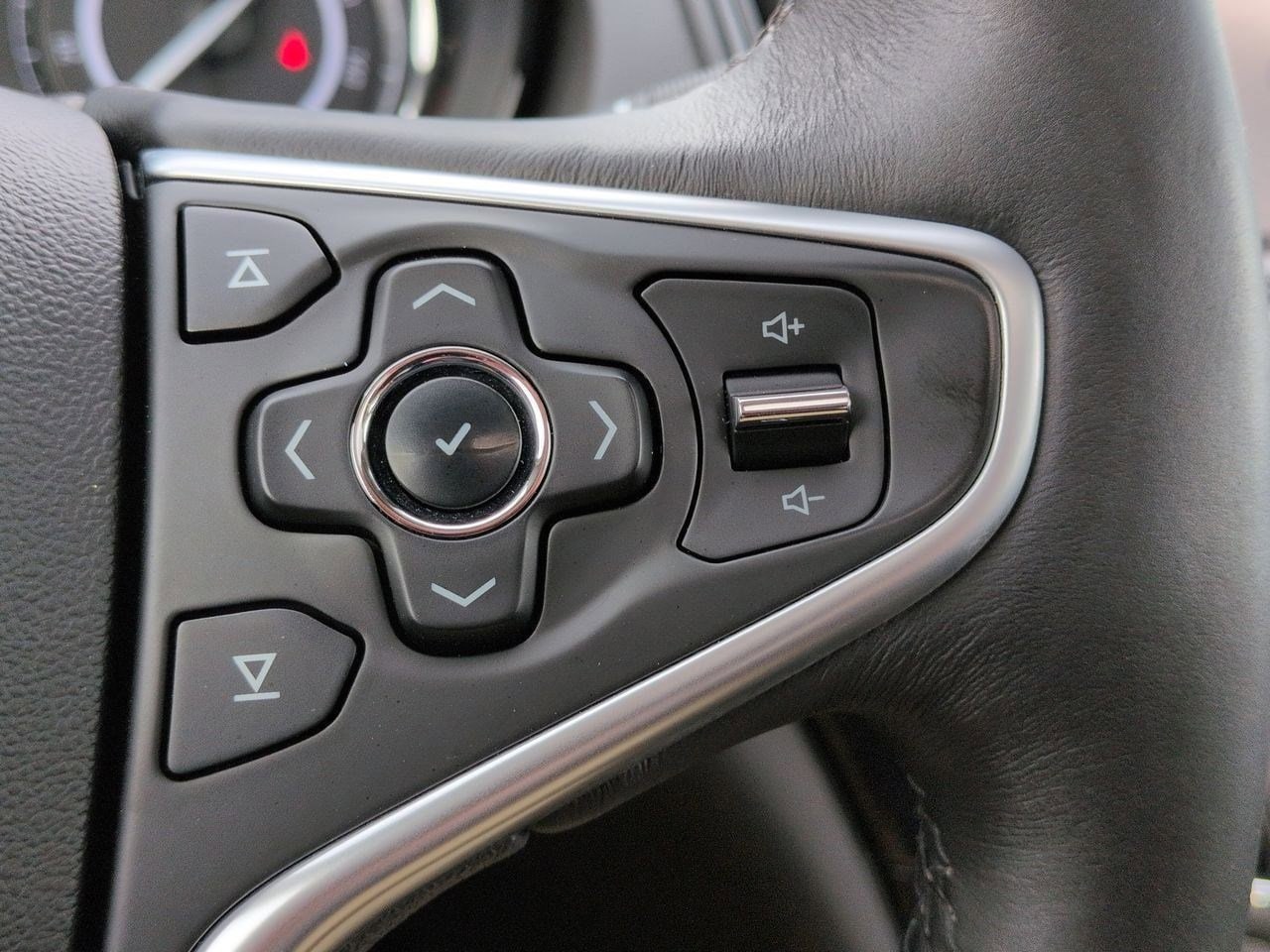 Thumbnail: 2016 Buick Regal - 25