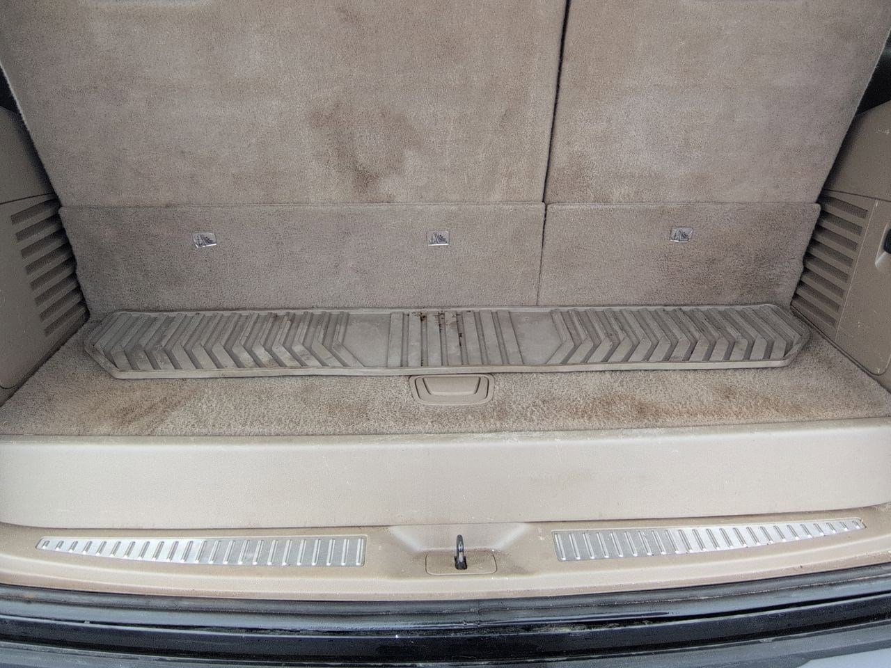 Thumbnail: 2016 Chevrolet Tahoe - 34