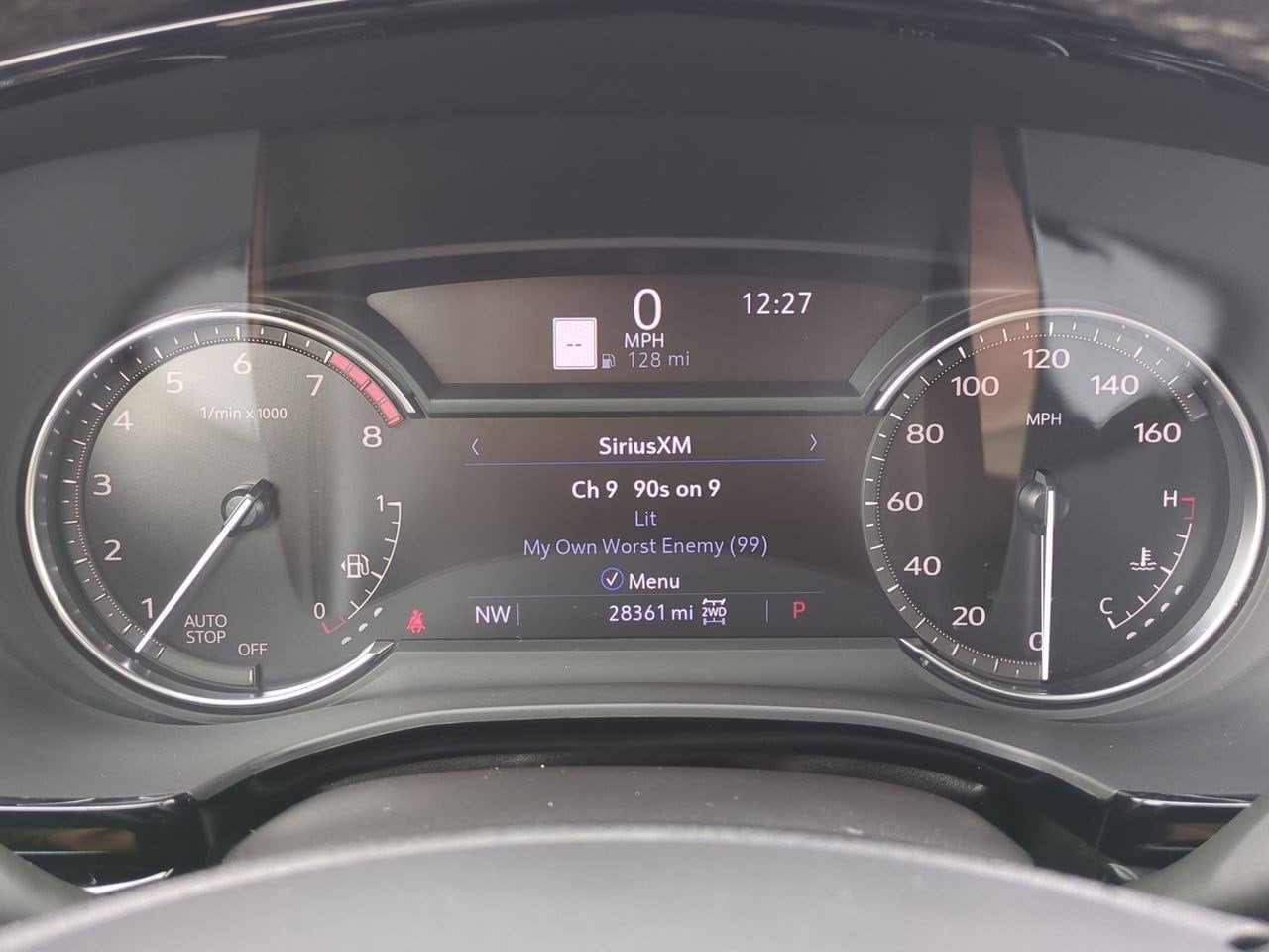 Thumbnail: 2023 Cadillac XT6 - 33