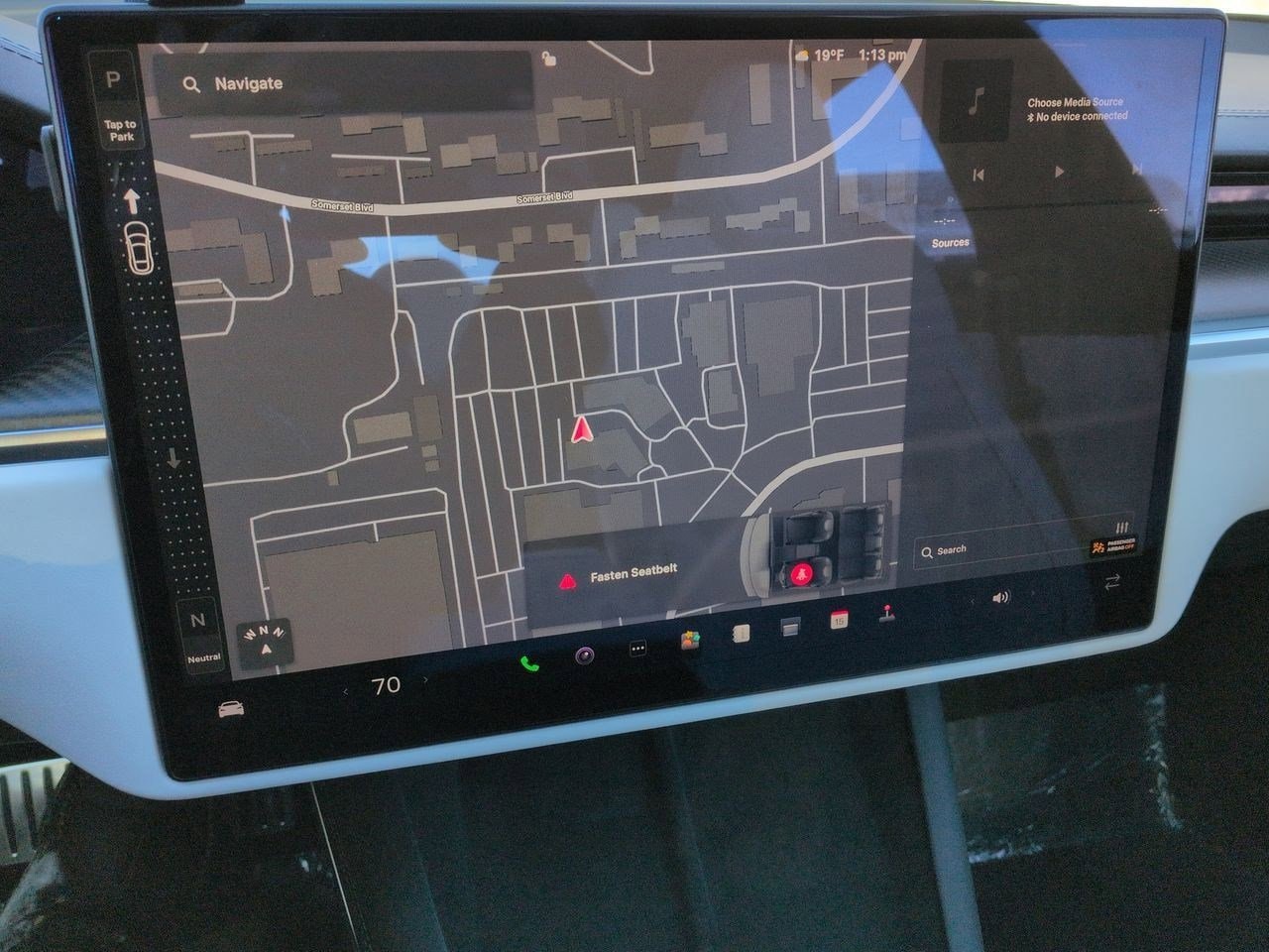 Thumbnail: 2022 Tesla Model S - 24