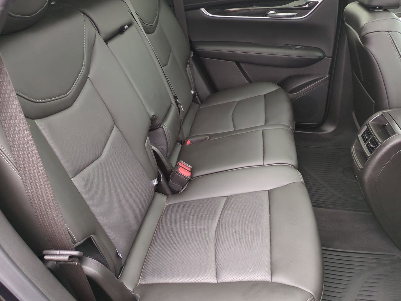Thumbnail: 2021 Cadillac XT5 - 20