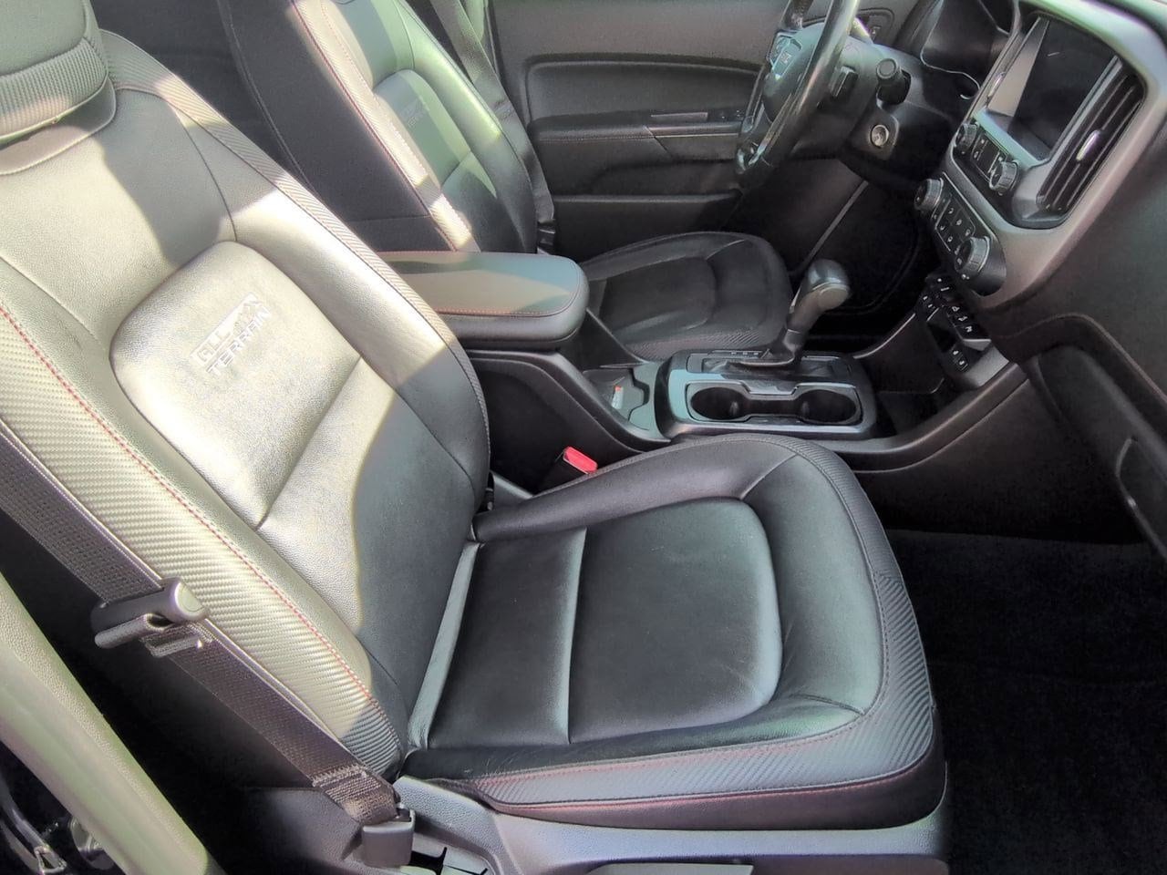 Thumbnail: 2019 GMC Canyon - 21