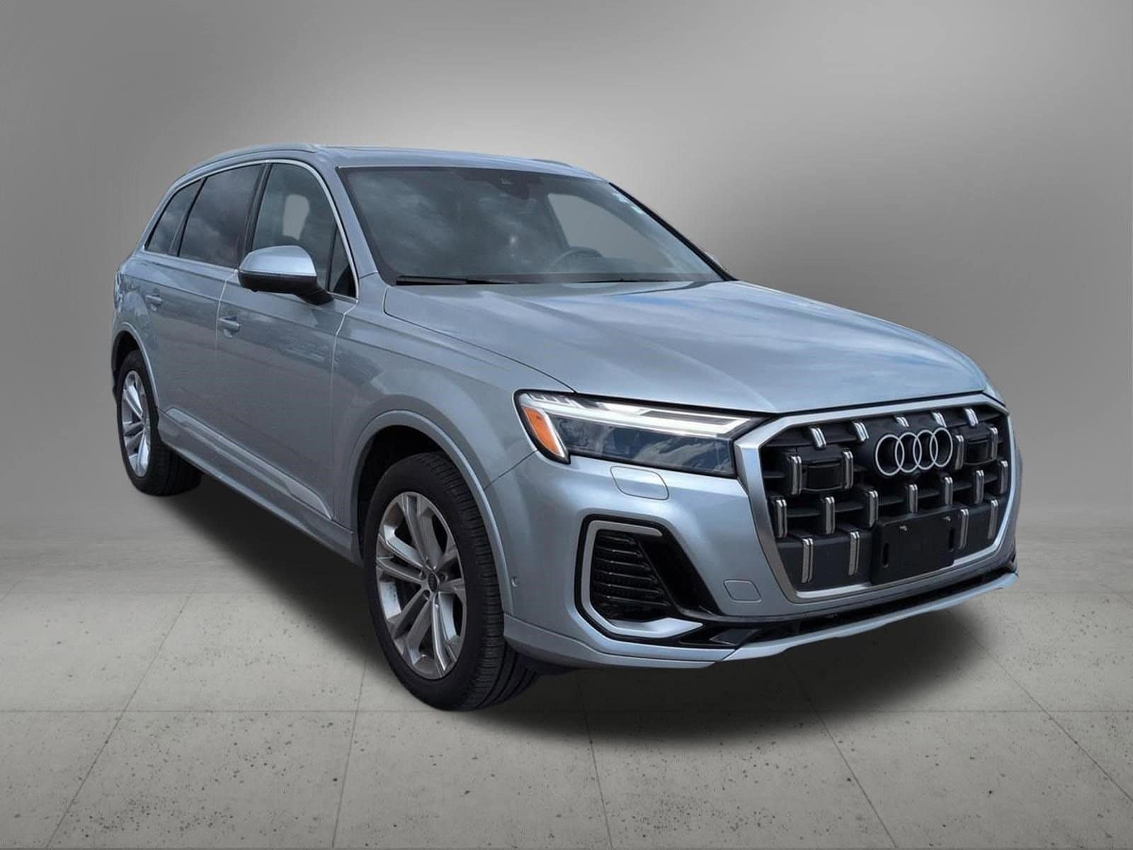 Thumbnail: 2025 Audi Q7 - 8