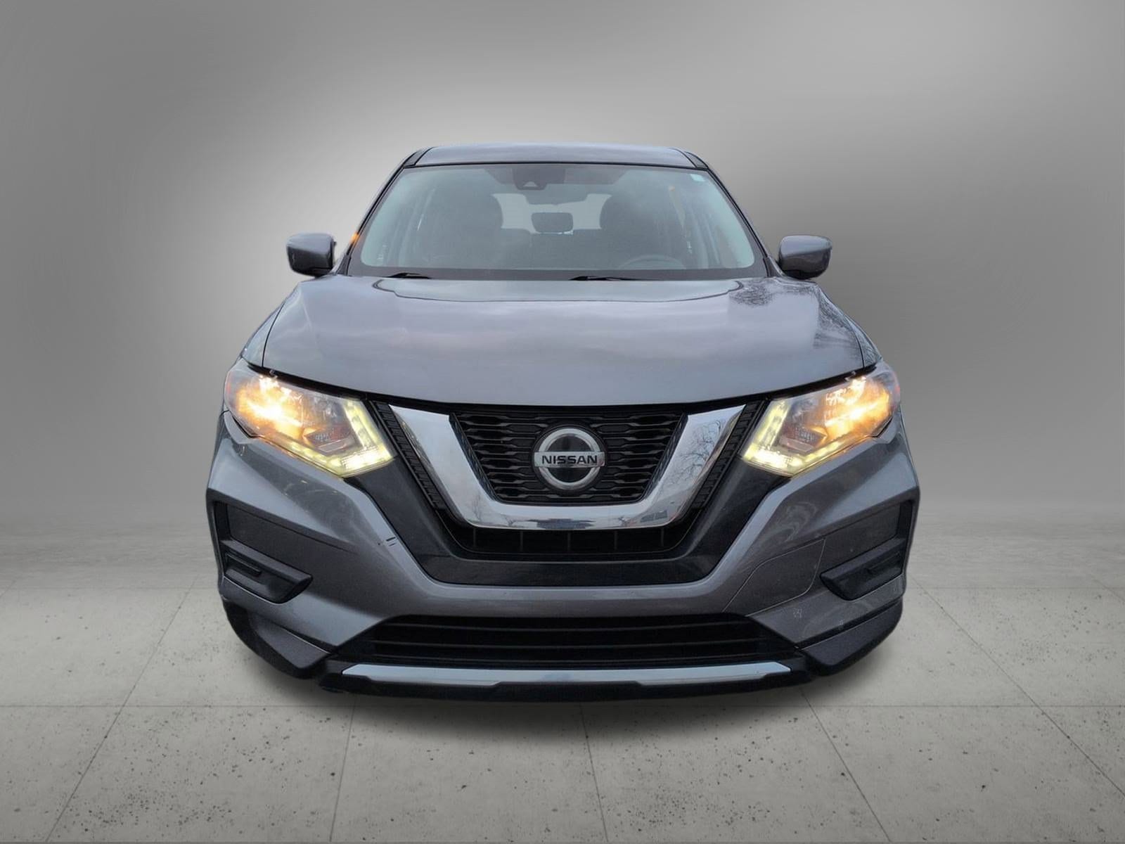 Thumbnail: 2020 Nissan Rogue - 9