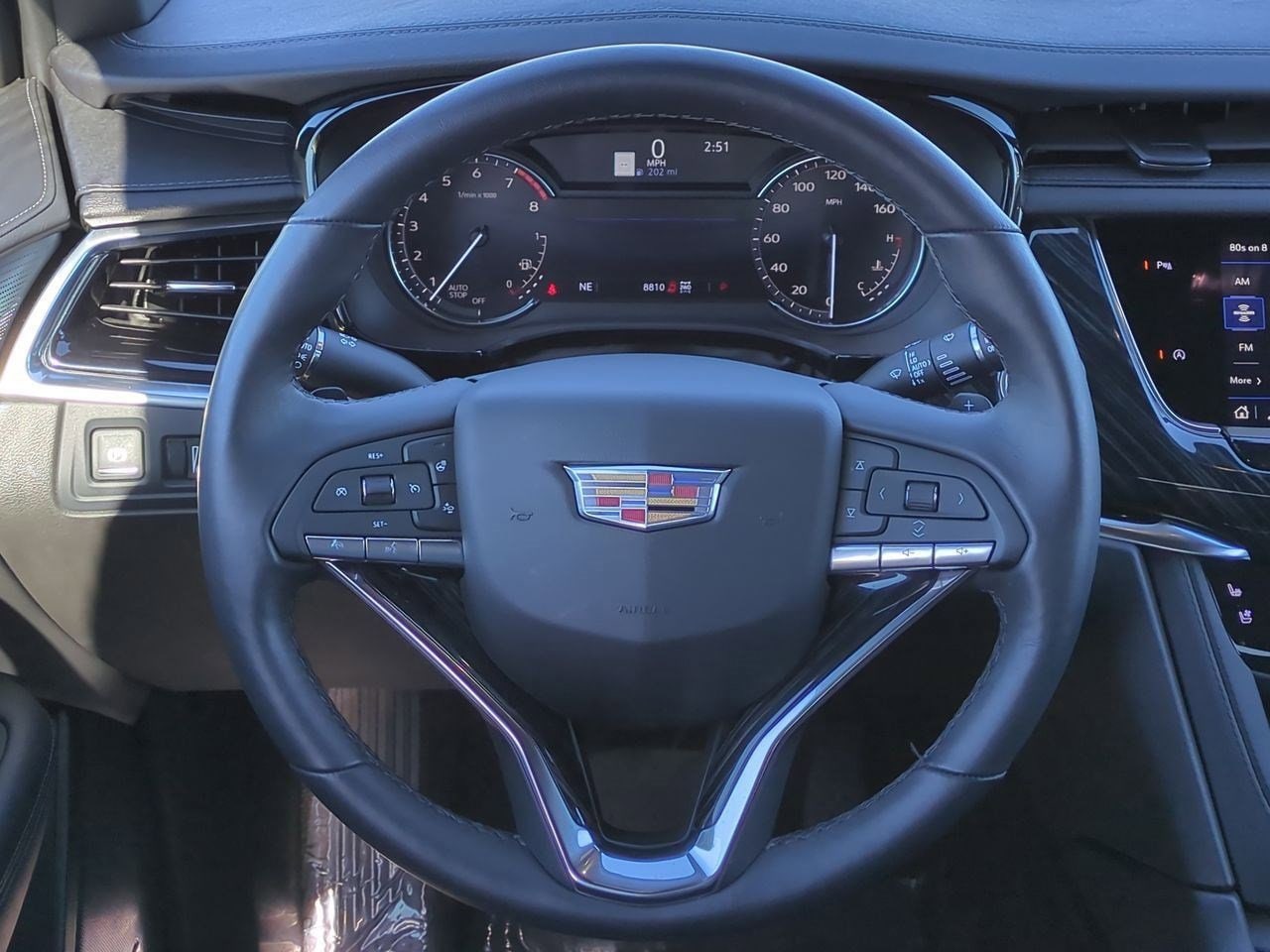 Thumbnail: 2025 Cadillac XT6 - 23