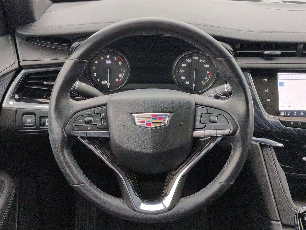 Thumbnail: 2023 Cadillac XT6 - 24