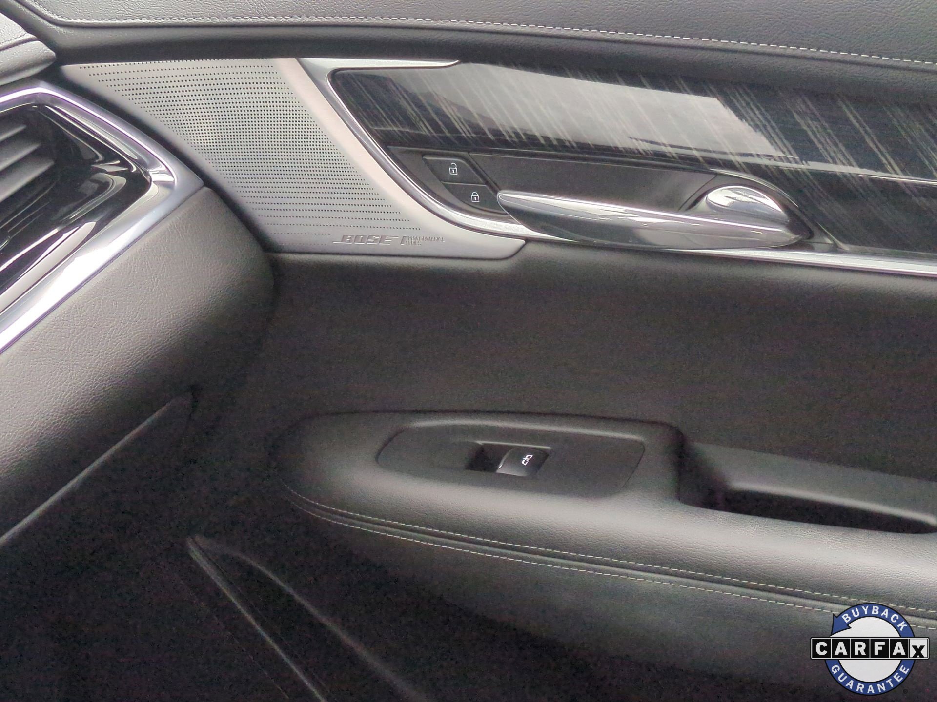 Thumbnail: 2023 Cadillac XT6 - 39