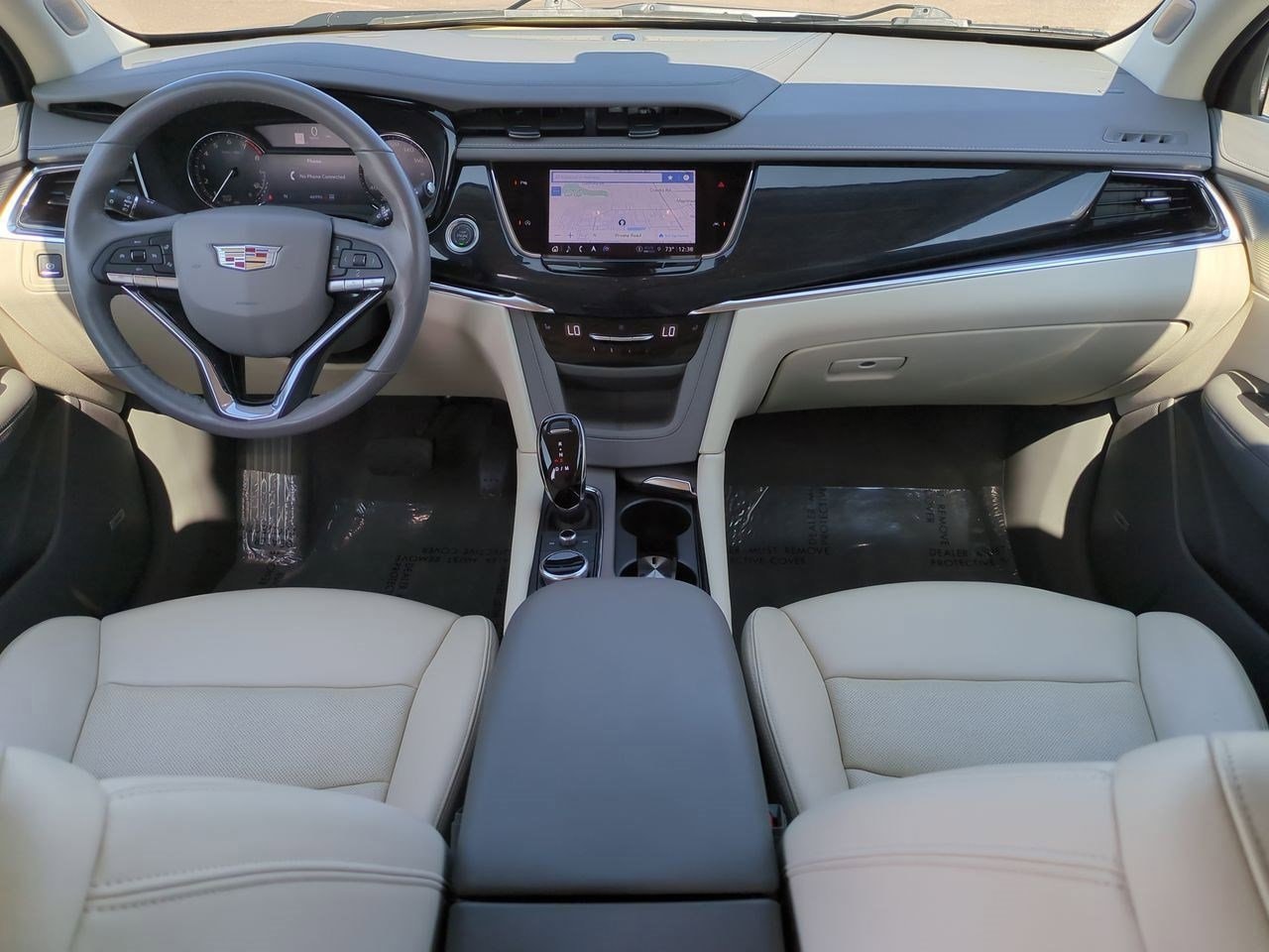 Thumbnail: 2023 Cadillac XT6 - 14