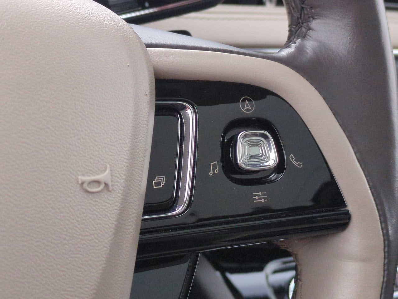 Thumbnail: 2022 Lincoln Corsair - 25