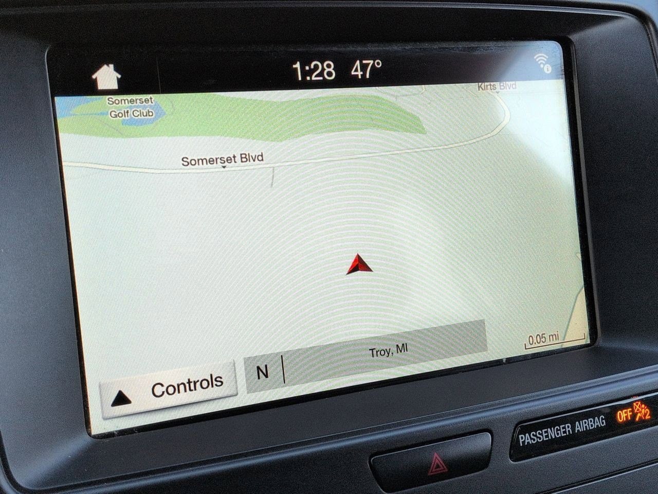 Thumbnail: 2019 Ford Explorer - 26