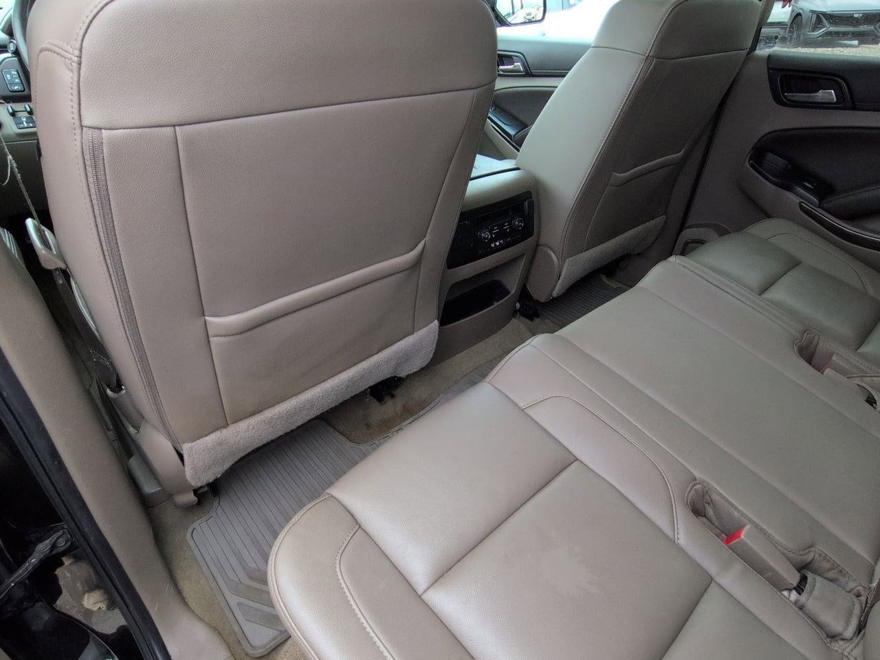 Thumbnail: 2016 Chevrolet Tahoe - 16