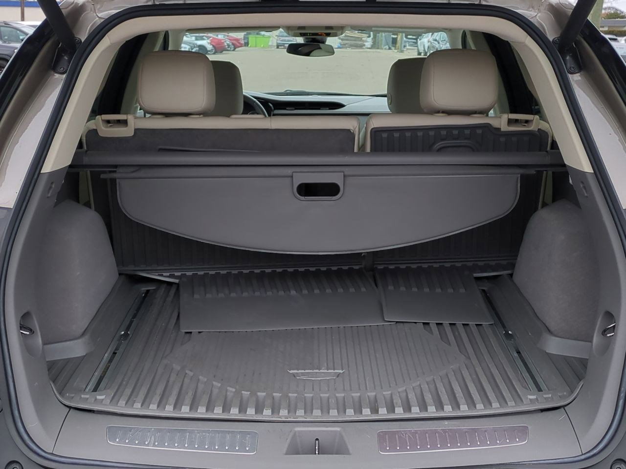 Thumbnail: 2023 Cadillac XT5 - 34