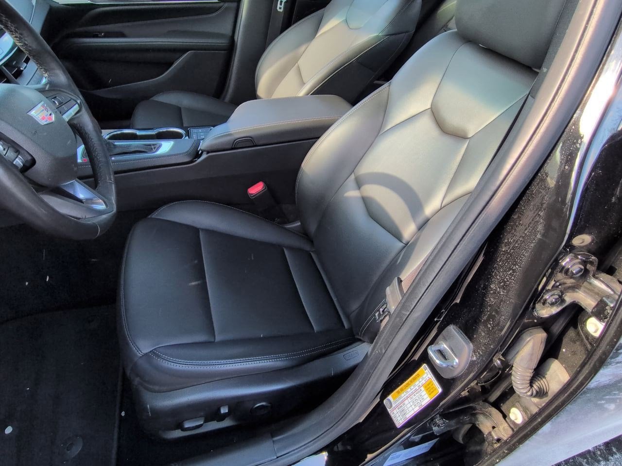 Thumbnail: 2023 Cadillac CT4 - 16