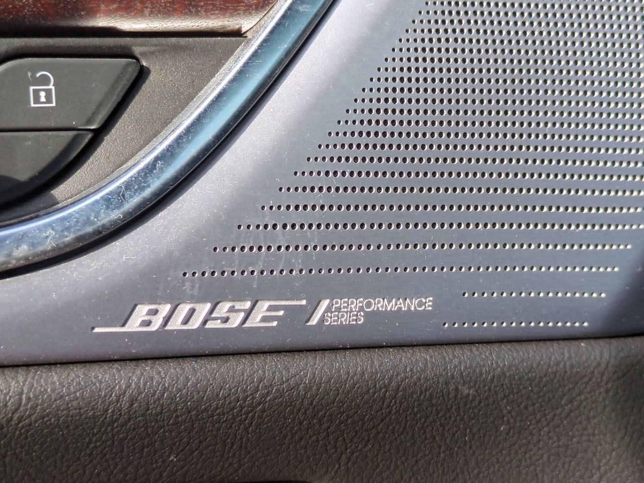 Thumbnail: 2023 Cadillac XT5 - 32