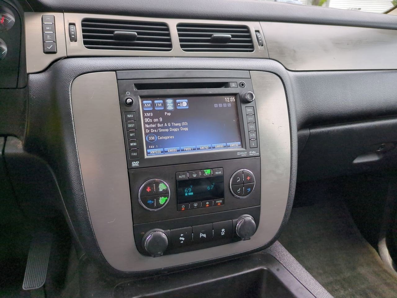2014 Chevrolet Tahoe LT 29