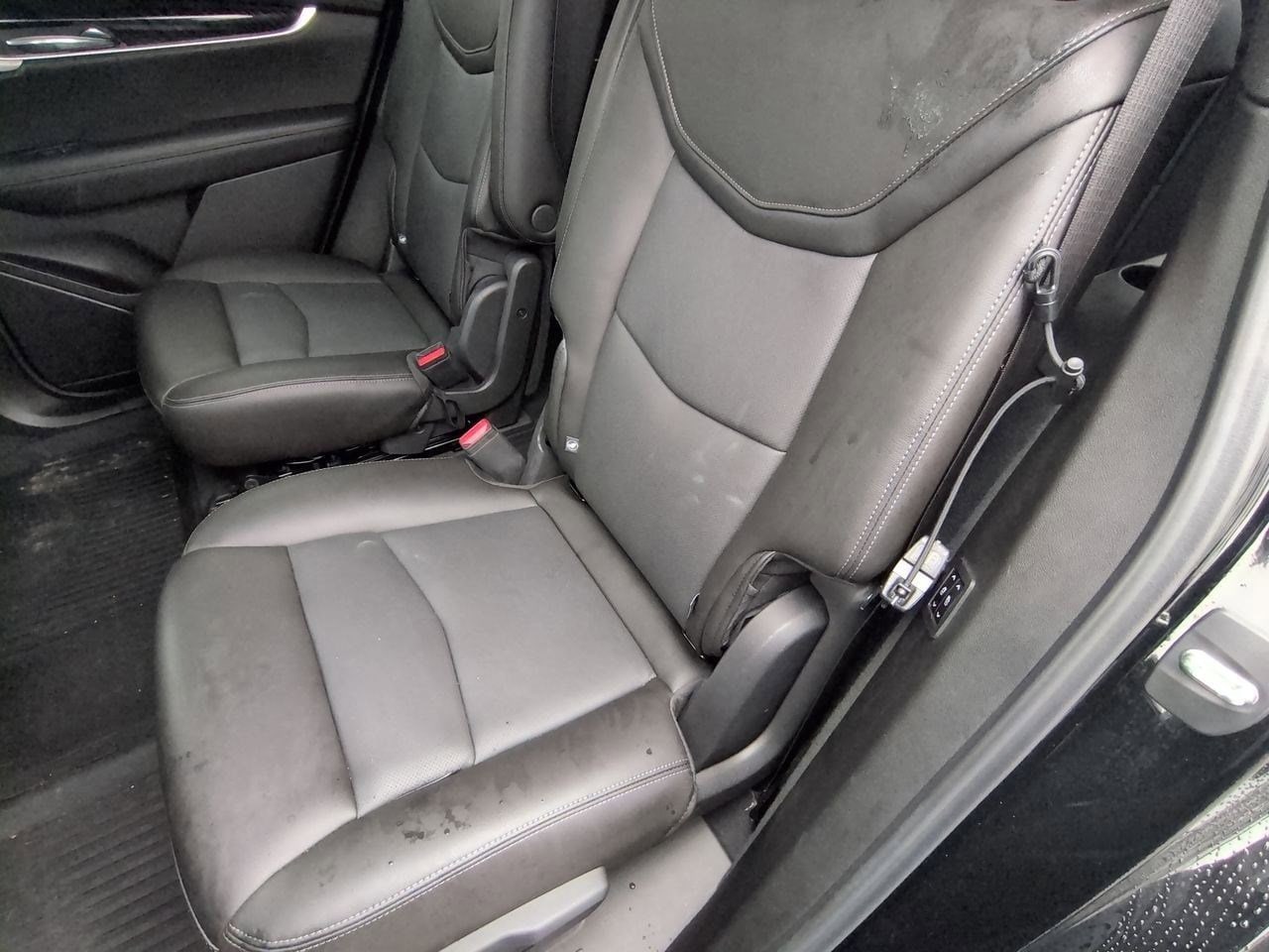 Thumbnail: 2023 Cadillac XT6 - 20