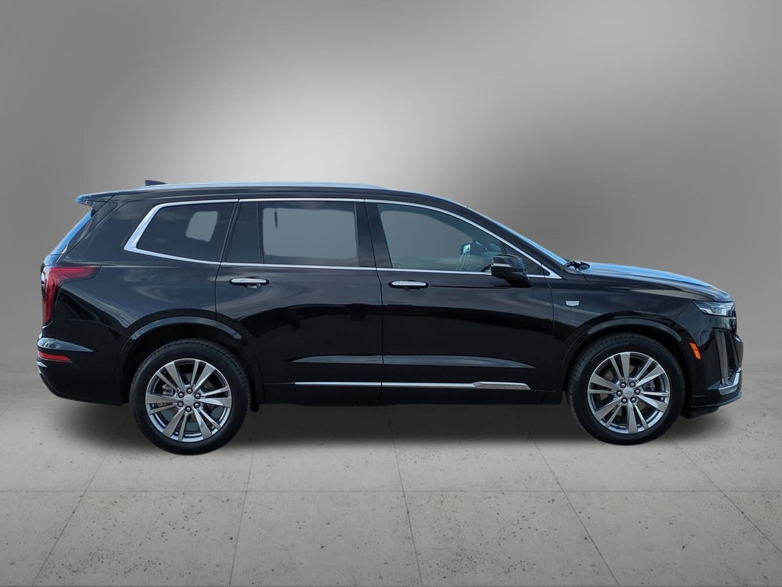 Thumbnail: 2024 Cadillac XT6 - 7