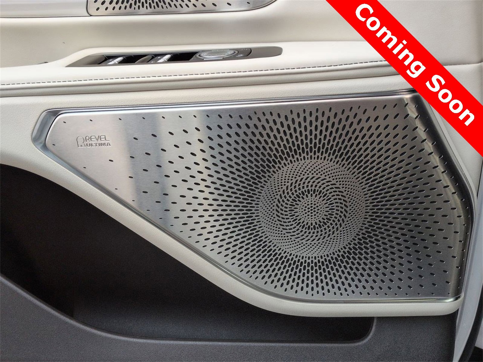 Thumbnail: 2024 Lincoln Nautilus - 31