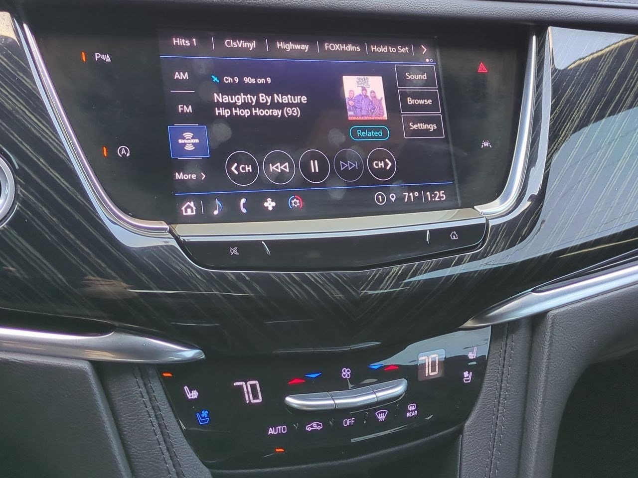 2022 Cadillac XT6 Premium Luxury 29